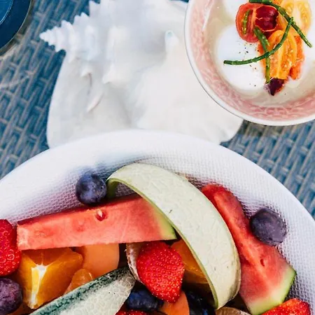 Cecha &wellness فندق مبيت وإفطار *
